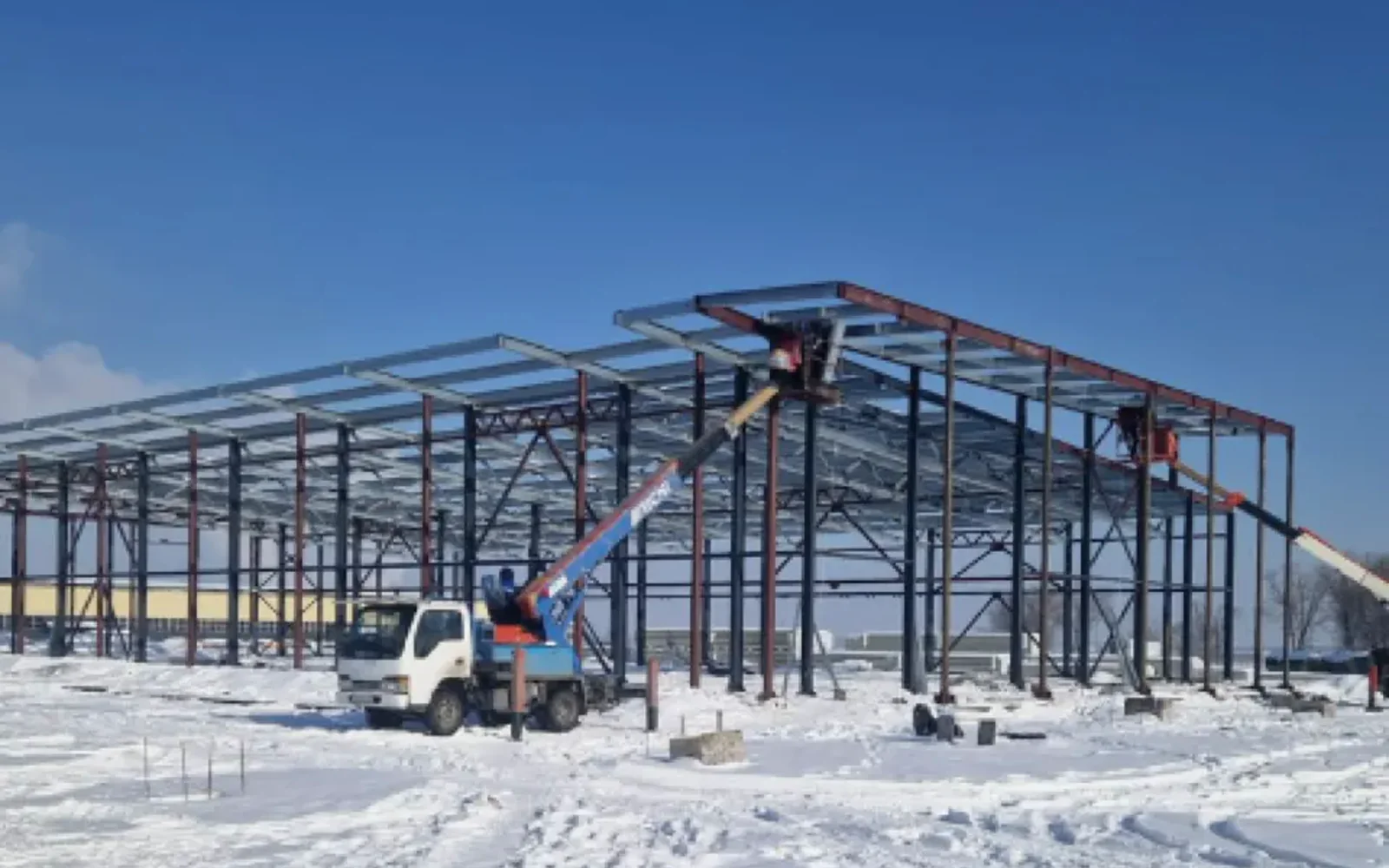 АЗС Лукойл: металлокаркас для топливного комплекса