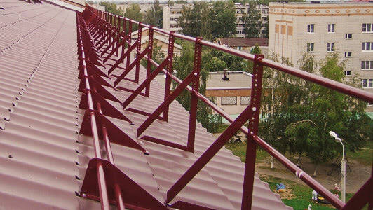Кровельные ограждения и металлоконструкции для жилых комплексов